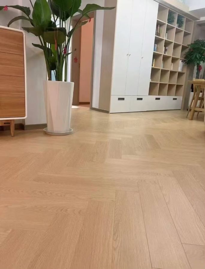 Паркет и ламинат под натуральное дерево